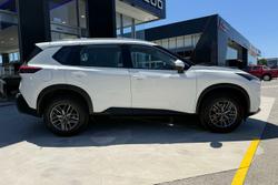 2023 Nissan X-TRAIL ST