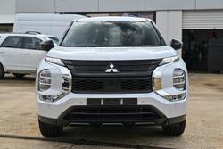 2024 Mitsubishi Outlander Black Edition