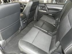 2019 Mitsubishi Pajero GLS