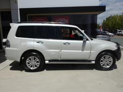 2019 Mitsubishi Pajero GLS