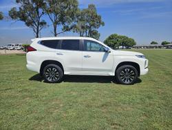 2023 Mitsubishi Pajero Sport GLS