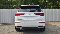 2021 Mitsubishi Outlander LS