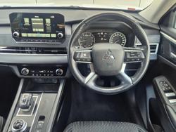 2021 Mitsubishi Outlander LS