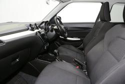 2020 Suzuki Swift GL Navigator