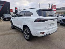 2025 Isuzu MU-X LS-T