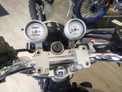 2000 Yamaha XJR1300 XJR Silver