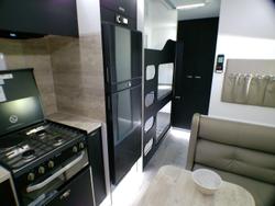 2025 Windsor Genesis 220Md 22' 3 Bunk