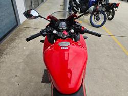 2016 Honda CBR300R Red