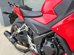 2016 Honda CBR300R Red