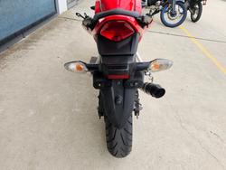 2016 Honda CBR300R Red