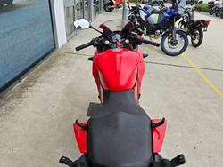 2016 Honda CBR300R Red