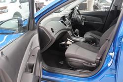 2011 Holden Cruze CD JH Series II MY11 BLUE