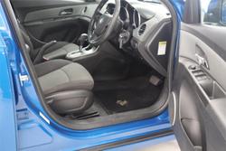 2011 Holden Cruze CD JH Series II MY11 BLUE