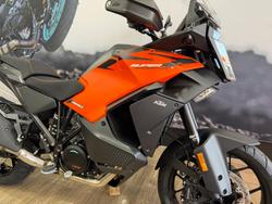 2026 Ktm 1390 SUPER ADVENTURE S ORANGE