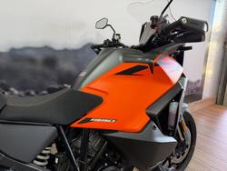 2026 Ktm 1390 SUPER ADVENTURE S ORANGE