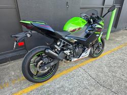 2022 Kawasaki NINJA 400 SE GREEN