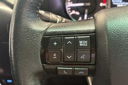 2020 Toyota Hilux SR5