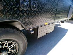 2025 Supreme 2000_R_K1e2_T Classic Dirt Road 20'