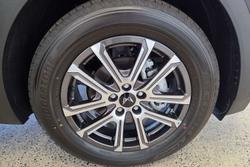 2025 Mahindra XUV700 AX7L Black Edition