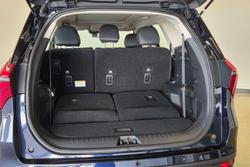 2025 Mahindra XUV700 AX7L Black Edition