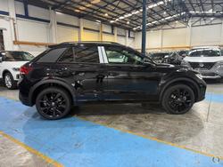 2025 Volkswagen T-Roc 140TSI R-Line