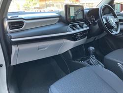 2025 Suzuki Swift Hybrid