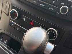 2020 Hyundai iLoad (No Badge)