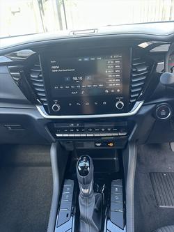 2025 Isuzu MU-X LS-U