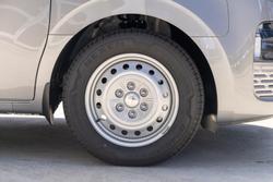 2026 Hyundai STARIA LOAD