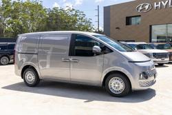 2026 Hyundai STARIA LOAD
