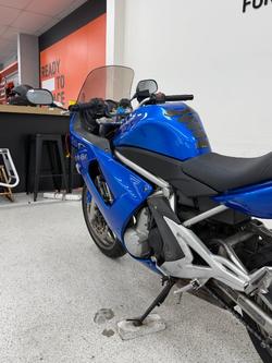 2006 Kawasaki ER-6f Blue