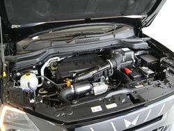 2025 Mahindra XUV3XO AX7L