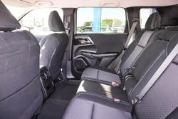 2022 Mitsubishi Outlander LS