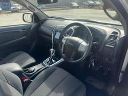 2019 Isuzu MU-X LS-M