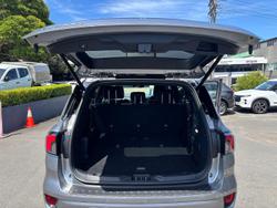 2025 Ford Everest Platinum