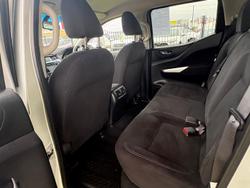 2016 Nissan Navara ST