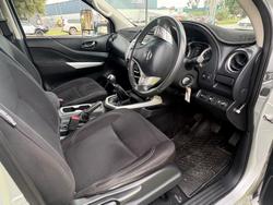 2016 Nissan Navara ST