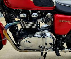 2013 Triumph Bonneville T100 (865cc) Bonneville Red