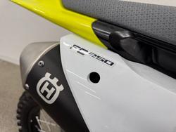 2024 Husqvarna 2024 Husqvarna 350cc FC350 White