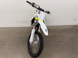 2025 Husqvarna 2025 Husqvarna 450CC FC 450 White