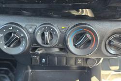 2018 Toyota Hilux SR (4x4)