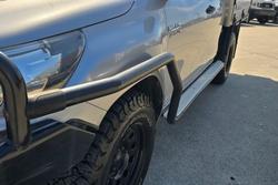 2018 Toyota Hilux SR (4x4)