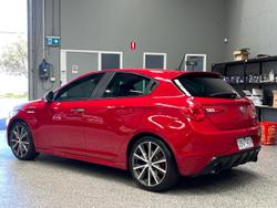 2016 Alfa Romeo Giulietta Veloce Series 2 Alfa Red