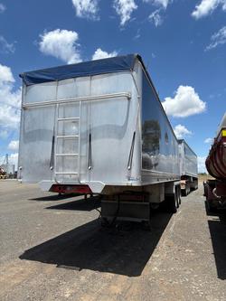 2016 Maxitans Grain Tipper