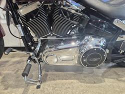 2017 Harley-Davidson Breakout 103 (FXSB) Softail Red