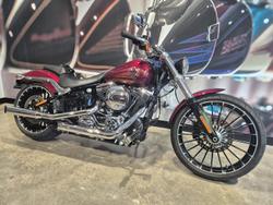 2017 Harley-Davidson Breakout 103 (FXSB) Softail Red