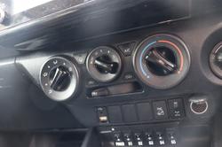 2021 Toyota Hilux SR