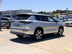 2025 Mitsubishi Outlander Aspire