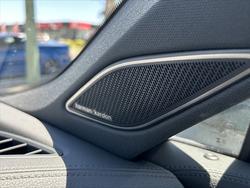 2025 Volkswagen TIGUAN R-LINE