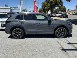 2025 Volkswagen TIGUAN R-LINE